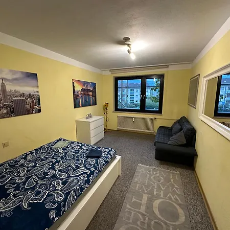 Apartment Zentrales Mit Parkplatz